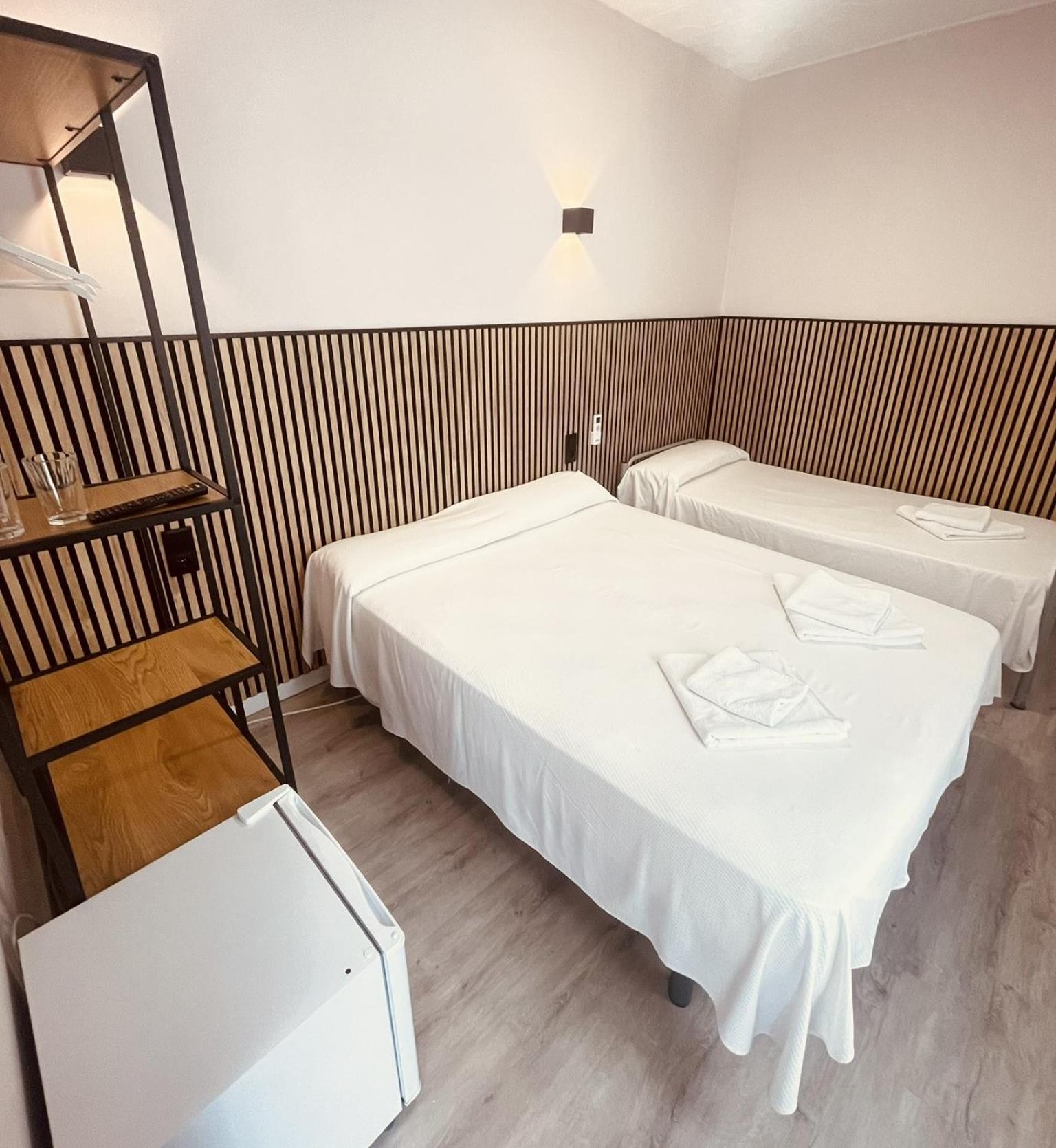 Colibri Hotel Calella Room photo