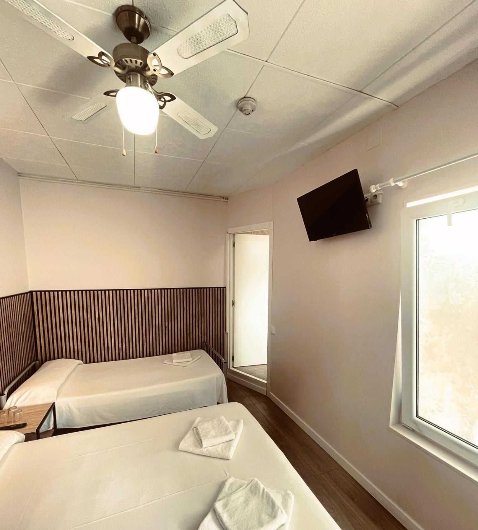 Colibri Hotel Calella Room photo