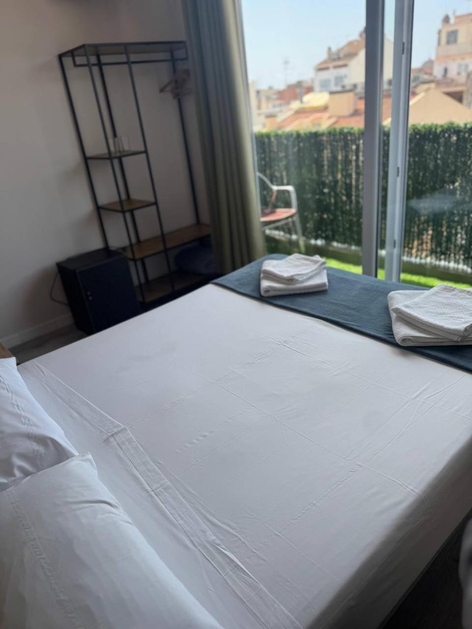 Colibri Hotel Calella Exterior photo