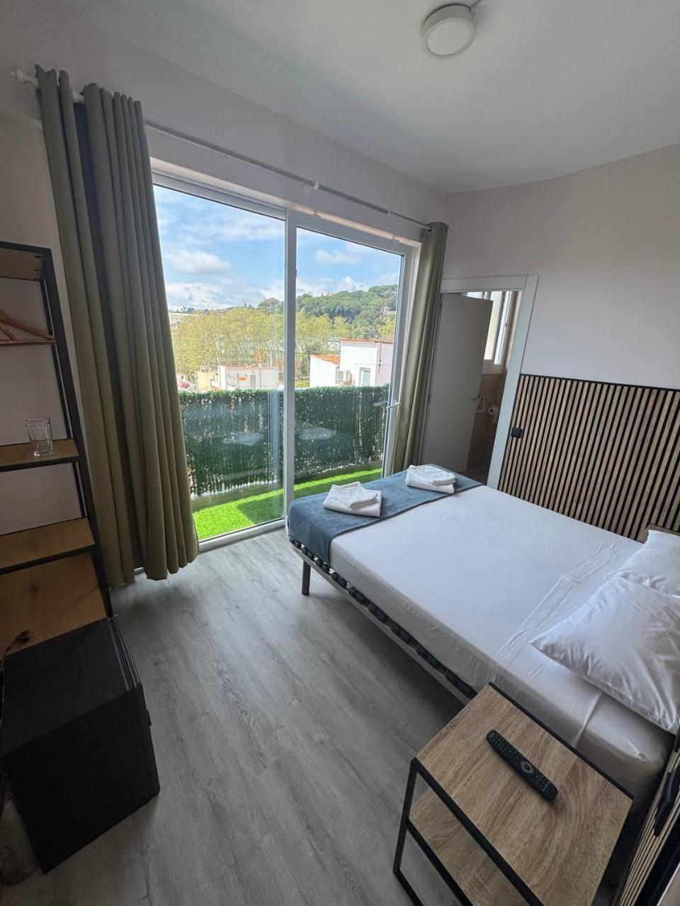Colibri Hotel Calella Exterior photo
