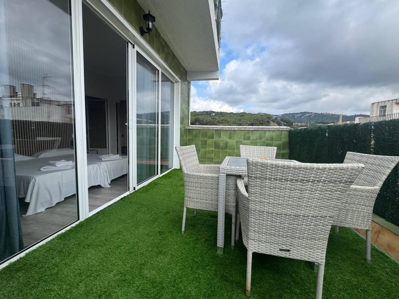 Colibri Hotel Calella Exterior photo