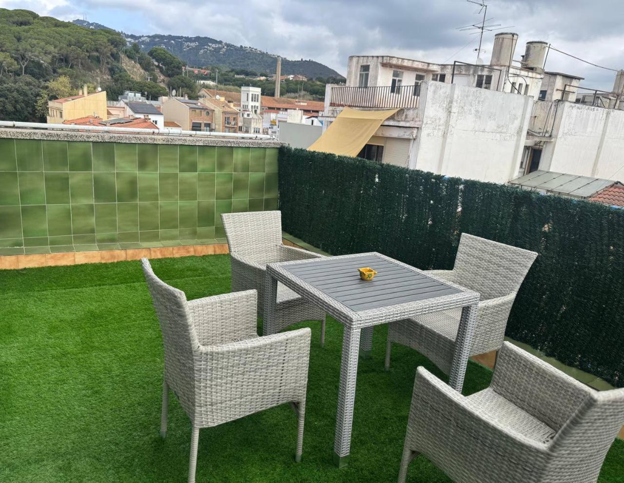 Colibri Hotel Calella Exterior photo